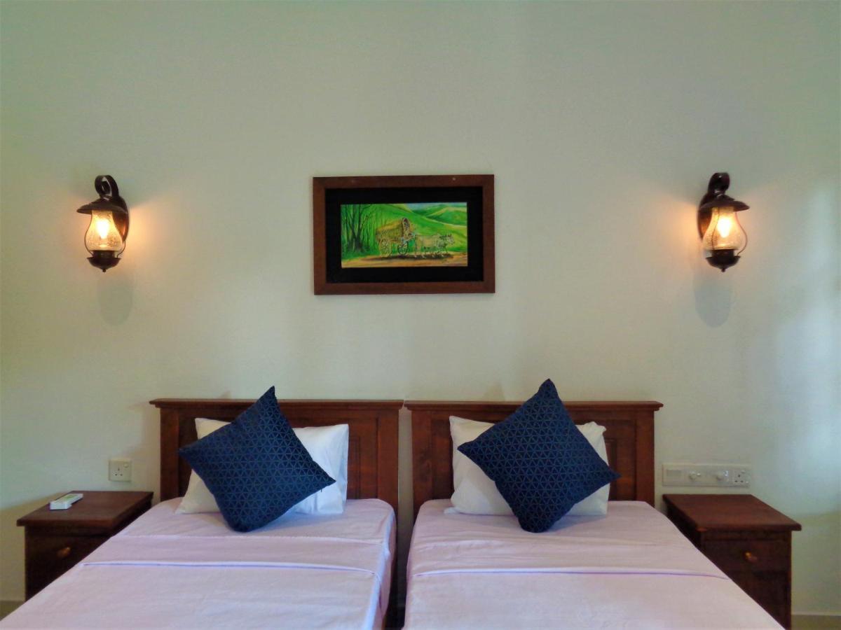 New Holiday Reach Unawatuna Exterior foto